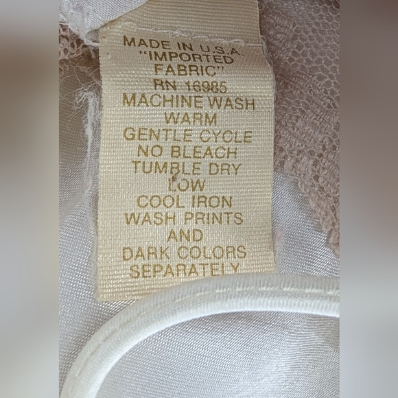 Vintage Victoria’s Secret Gold Label Teddy Ivory Satin Lace Lingerie Medium - Picture 8 of 8